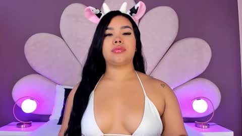 Martina Garcia online show from 10.21.25