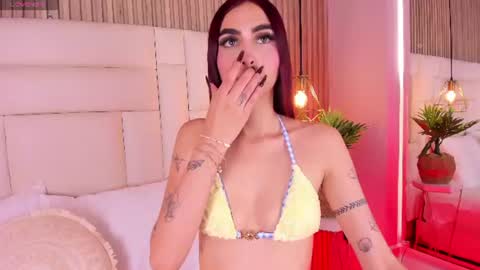 Martina Gracex online show from 08.05.26
