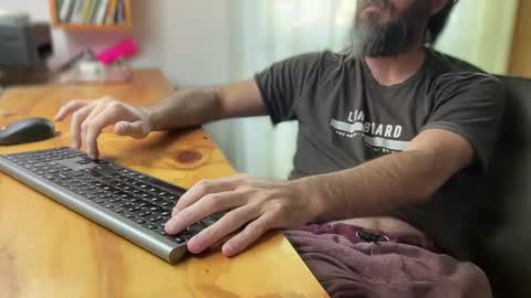 Snapshot of martincito22xl chatting on 12.10.24 Martincito online show from 12.10.24