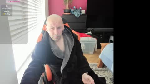 Snapshot of martinireland chatting on 02.22.25 Martin online show from 02.22.25