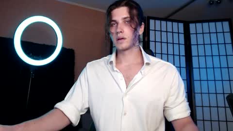 Snapshot of martinlutar420 chatting on 05.18.26 Daddy Marty online show from 05.18.26