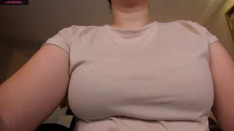 Snapshot of martinnabonnet chatting on 02.02.25 Martinna Bonnet online show from 02.02.25