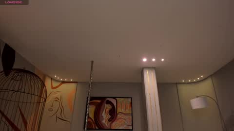 Snapshot of martinnabonnet chatting on 02.26.25 Martinna Bonnet online show from 02.26.25