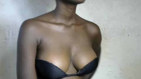 Snapshot of marvelous_pussy chatting on 06.29.26 sonia online show from 06.29.26