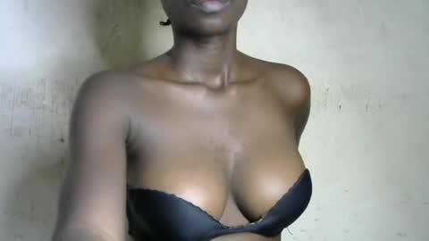 Snapshot of marvelous_pussy chatting on 06.30.26 sonia online show from 06.30.26