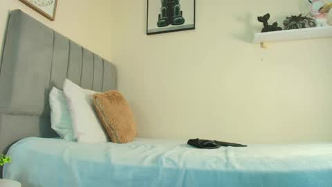 mary_cute9 online show from 04.15.26