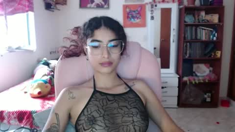 Snapshot of mary_jane1_ chatting on 03.06.25 mary online show from 03.06.25