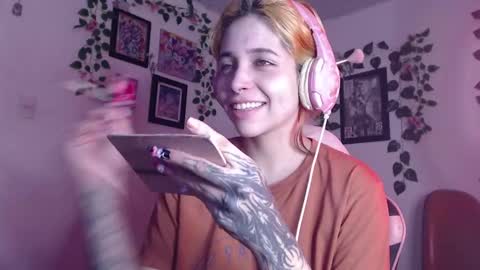                      100   online show from 12.19.24