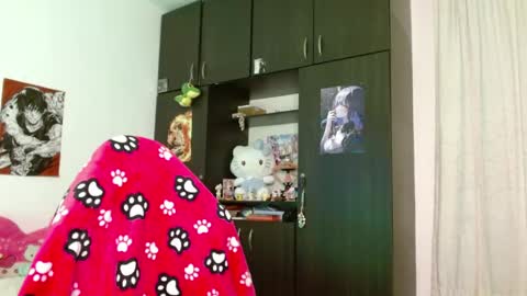 Snapshot of mary_janness chatting on 05.14.26 100 online show from 05.14.26