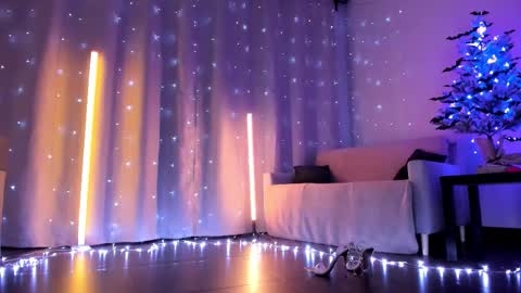 Julia online show from 11.22.25