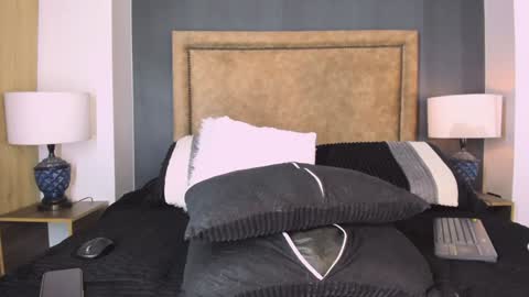 Snapshot of mary_kisss chatting on 12.26.24 online show from 12.26.24