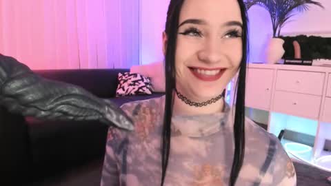 Mary online show from 02.05.26