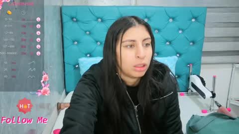 Snapshot of mary_mood_ chatting on 04.29.26 Mary Moon online show from 04.29.26