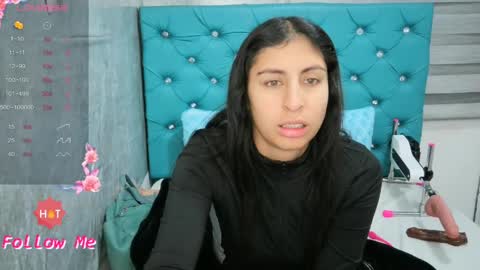 Snapshot of mary_mood_ chatting on 05.21.26 Mary Moon online show from 05.21.26