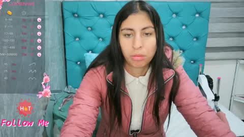 Snapshot of mary_mood_ chatting on 05.26.26 Mary Moon online show from 05.26.26
