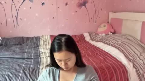 Snapshot of mary_uu chatting on 02.18.25 mary_uu online show from 02.18.25