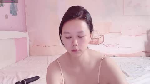 Snapshot of mary_uu chatting on 09.25.25 mary_uu online show from 09.25.25