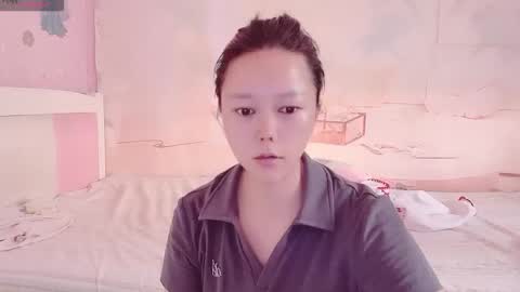Snapshot of mary_uu chatting on 10.18.25 mary_uu online show from 10.18.25