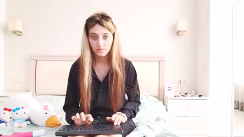 marya442004 online show from 11.11.25