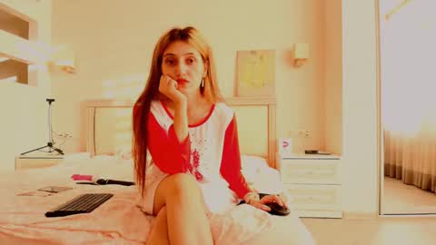 marya442004 online show from 11.17.25