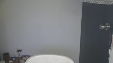 maryam_arabicmilk online show from 12.23.24