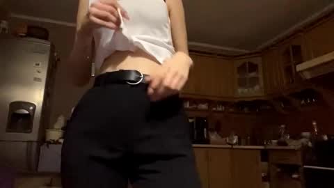 Tessa  online show from 03.03.26