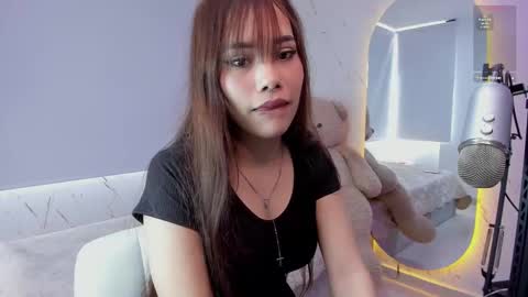 Snapshot of marycollinss chatting on 03.06.25 Mary online show from 03.06.25