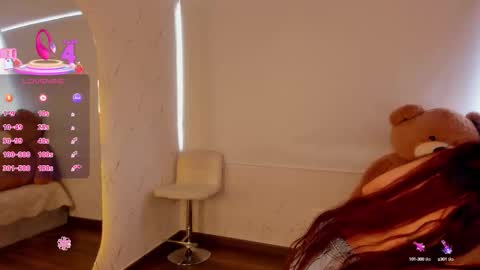 Snapshot of marycollinss chatting on 10.11.25 Mary online show from 10.11.25