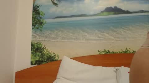 Snapshot of maryem199115 chatting on 09.22.25 maryem online show from 09.22.25