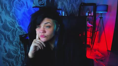 Mary online show from 11.03.25