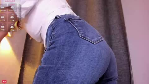 Angela online show from 12.26.24