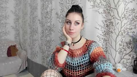 Snapshot of marylou_ chatting on 12.08.24 Mary Lou online show from 12.08.24