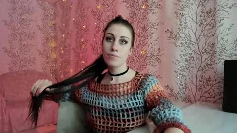 Snapshot of marylou_ chatting on 03.01.25 Mary Lou online show from 03.01.25