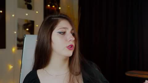 Mary Miller online show from 12.02.25