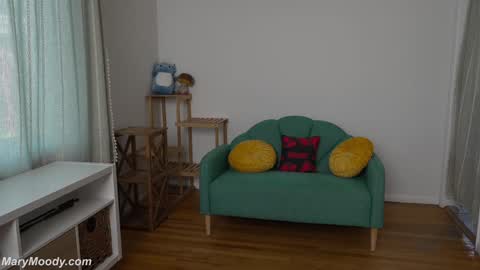 Mary Moody online show from 10.04.25