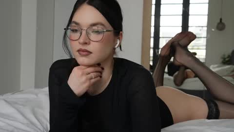 Marina online show from 04.19.26