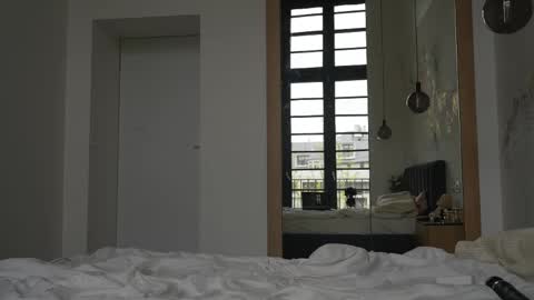 Marina online show from 04.20.26