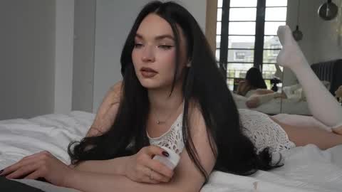 Marina online show from 04.21.26