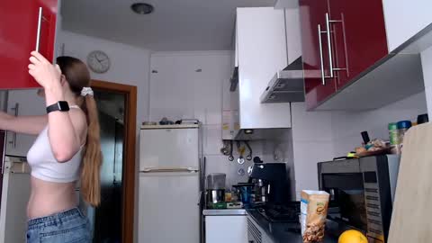 Mary online show from 04.18.26