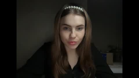 MaryYourr online show from 12.03.25