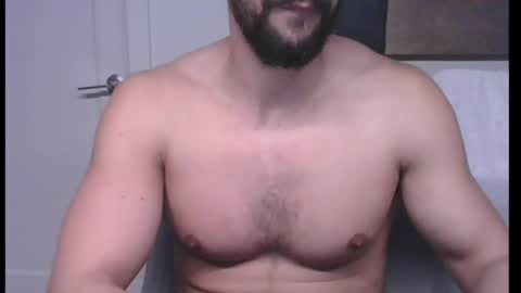 Snapshot of mascuhunk chatting on 02.16.25 mascuhunk online show from 02.16.25