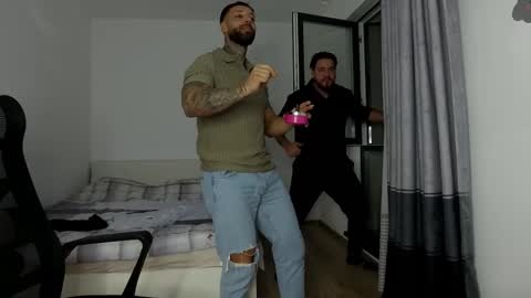 masculineguy69 online show from 12.13.25