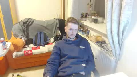 Snapshot of mash_potatoes_are_good chatting on 10.10.25 mash_potatoes_are_good online show from 10.10.25