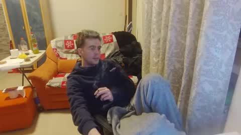 Snapshot of mash_potatoes_are_good chatting on 10.17.25 mash_potatoes_are_good online show from 10.17.25