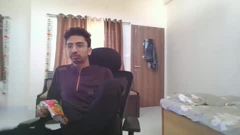 maskboyz2003 online show from 01.04.25