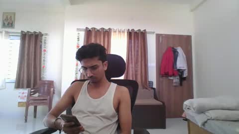 maskboyz2003 online show from 01.25.25