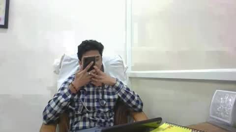 maskboyz2003 online show from 02.05.25