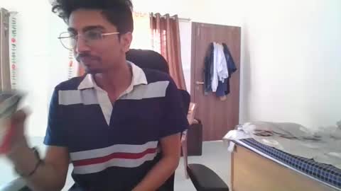 maskboyz2003 online show from 02.09.25