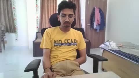 maskboyz2003 online show from 02.10.25