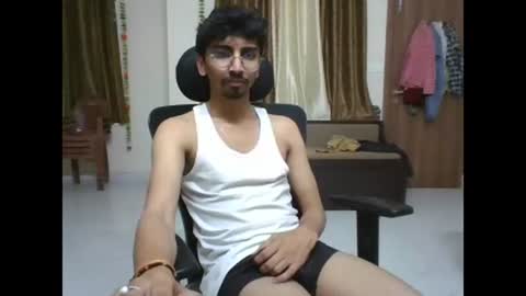 maskboyz2003 online show from 02.20.25